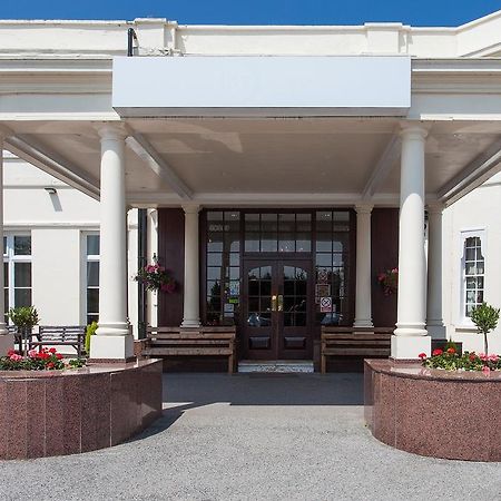 Russ Hill Hotel Кролей Экстерьер фото